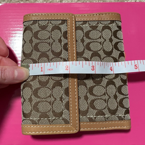 Coach Brown Tan Signature Jacquard Wallet - Picture 14 of 16